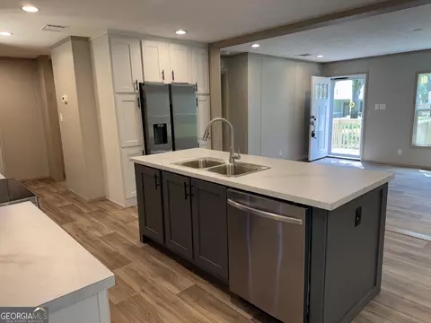 Kitchen - 38 Jane St, Midway, GA 31320 photo 3 of 6