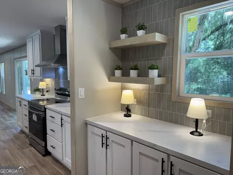 Kitchen - 38 Jane St, Midway, GA 31320 photo 6 of 6
