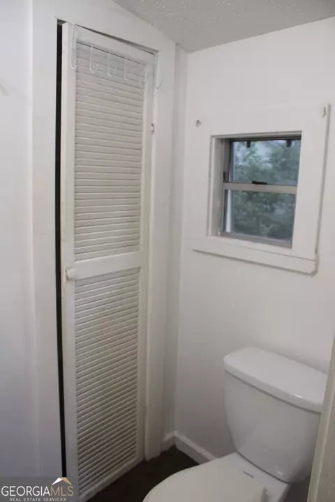 Bath - 906 Callaway Ave, Lagrange, GA 30240 photo 3 of 5