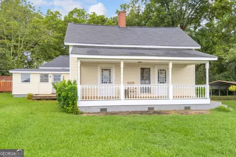 5270 Gainesville St, Flowery Branch, GA 30542