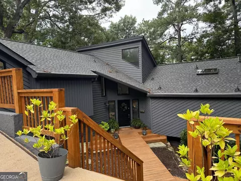 550 Matterhorn Way, Johns Creek, GA 30022