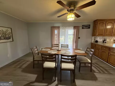 Dining - 102 Hemlock St, Warner Robins, GA 31093 photo 1 of 3