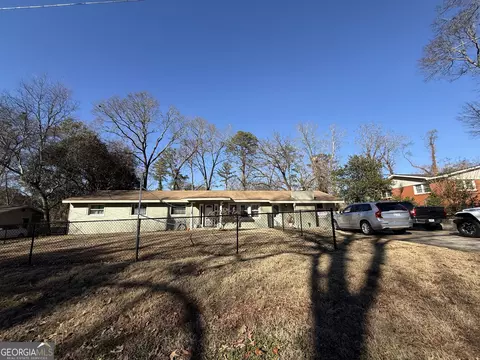 Exterior - 102 Hemlock St, Warner Robins, GA 31093 photo 2 of 3