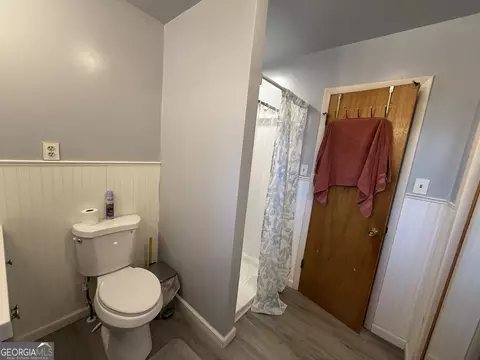 Bath - 102 Hemlock St, Warner Robins, GA 31093 photo 5 of 5