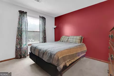 Bedroom - 2425 Rhoanoke Dr, Duluth, GA 30096 photo 2 of 3