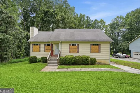 6013 Radford Dr, Riverdale, GA 30296