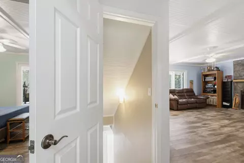 Entry Way - 834 Hardy Rd, Martin, GA 30557 photo 1 of 2