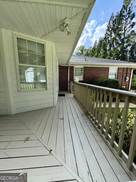 Exterior - 715 Ridgecrest Rd, Lagrange, GA 30240 photo 7 of 8