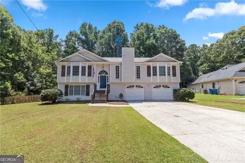 1476 Chateau Cir, Lawrenceville, GA 30043