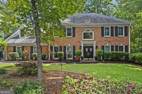 140 Lakeside Dr NW, Kennesaw, GA 30144