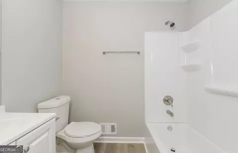 Bath - 135 Willow Shoals Dr, Covington, GA 30016 photo 1 of 2