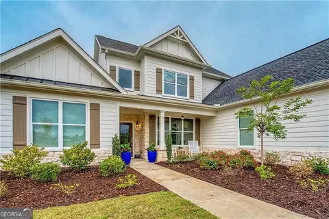 5430 Crow Dr, Cumming, GA 30041