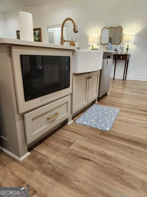 Kitchen - 108 Raspberry Trl, Perry, GA 31069 photo 11 of 12
