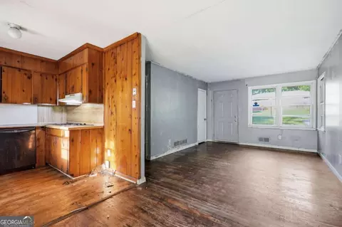 Living - 5911 Meadowview Rd, Rex, GA 30273 photo 3 of 3