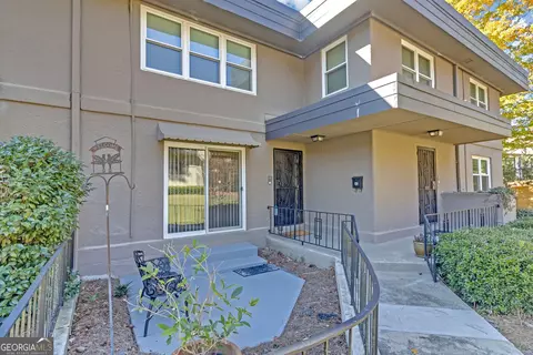 276 Lakemoore Dr NE #E, Atlanta, GA 30342