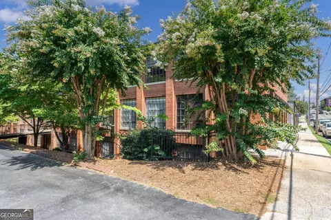 301 Bradley St #A306, Carrollton, GA 30117