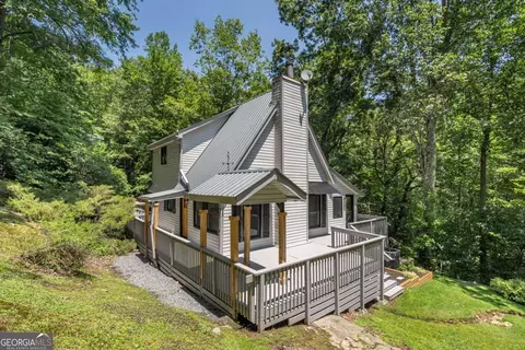225 Cherokee Cir, Ellijay, GA 30536