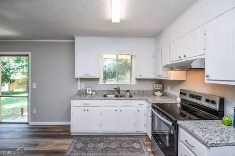 Kitchen - 6473 Fleur De Lis Dr, Morrow, GA 30260 photo 1 of 1
