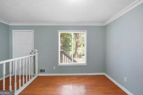 473 Raven Springs Trl, Stone Mountain, GA 30087