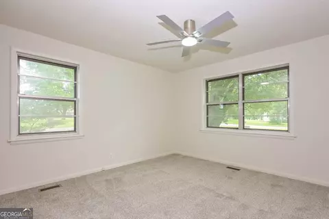 Bedroom - 763 Oak Ave, Pinehurst, GA 31070 photo 3 of 7