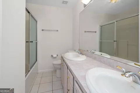 Bath - 40 Jacksons Vly, Sharpsburg, GA 30277 photo 5 of 8