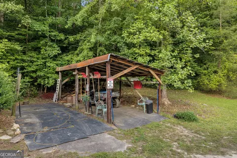 Exterior - 4165 Prather Bridge Rd, Toccoa, GA 30577 photo 11 of 22