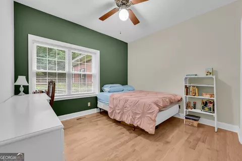Bedroom - 4165 Prather Bridge Rd, Toccoa, GA 30577 photo 10 of 11