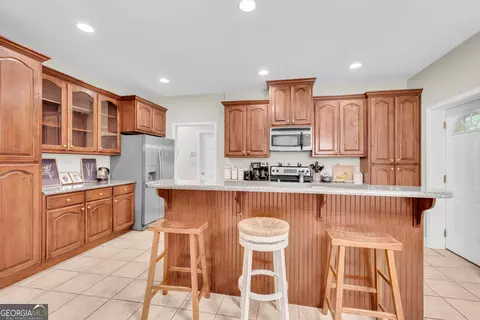 Kitchen - 4165 Prather Bridge Rd, Toccoa, GA 30577 photo 2 of 7