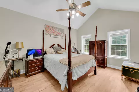 Bedroom - 4165 Prather Bridge Rd, Toccoa, GA 30577 photo 1 of 11