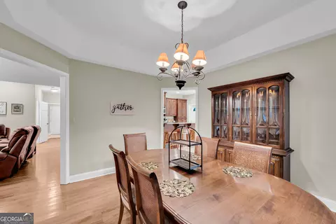 Dining - 4165 Prather Bridge Rd, Toccoa, GA 30577 photo 2 of 4