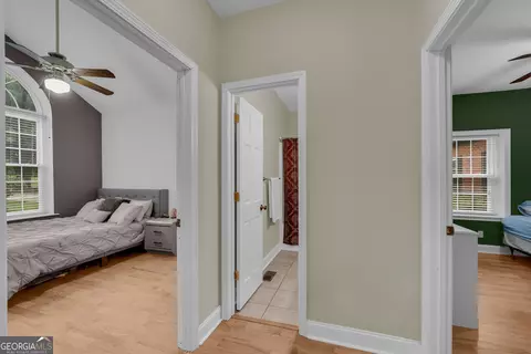 Entry Way - 4165 Prather Bridge Rd, Toccoa, GA 30577 photo 3 of 6