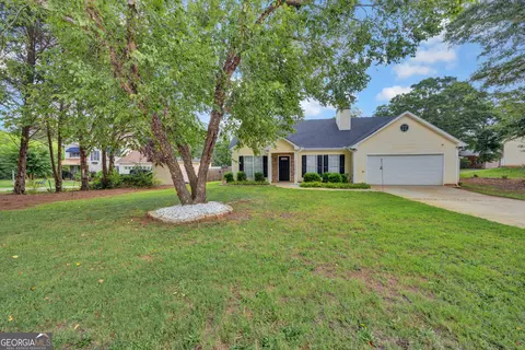 468 Bear Cub Path, Social Circle, GA 30025