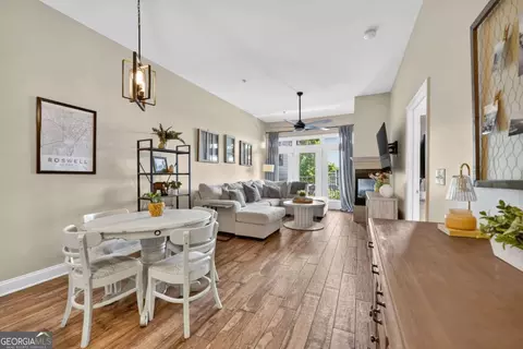 210 Creek View Ln #201, Roswell, GA 30075