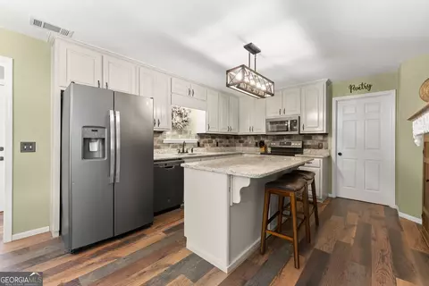 Kitchen - 7501 Lula Rd, Lula, GA 30554 photo 1 of 3