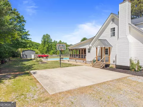 Exterior - 7501 Lula Rd, Lula, GA 30554 photo 2 of 10