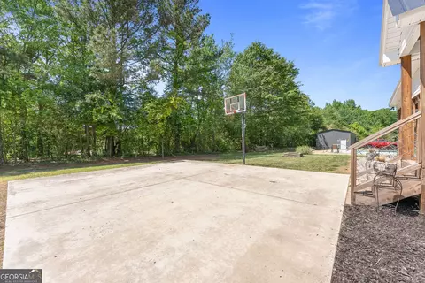 Exterior - 7501 Lula Rd, Lula, GA 30554 photo 9 of 10