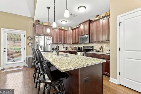 Kitchen - 109 Celebration Blvd, Lagrange, GA 30241 photo 2 of 6