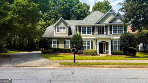 3040 Goldmist Dr, Buford, GA 30519