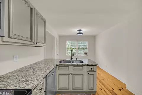 Kitchen - 2335 Highway 29 S, Colbert, GA 30628 photo 6 of 6