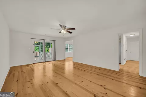 Living - 2335 Highway 29 S, Colbert, GA 30628 photo 1 of 3