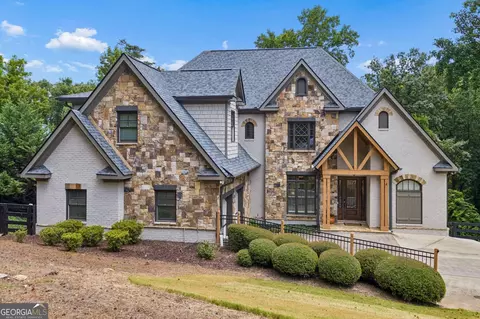 3330 Chimney Point Dr, Cumming, GA 30041