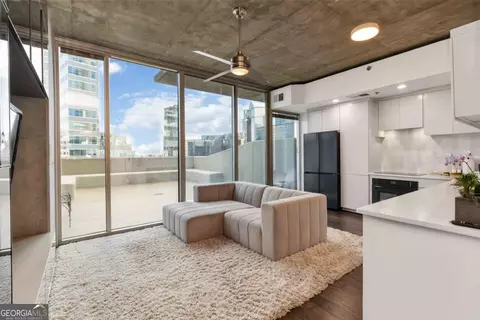 3324 Peachtree Rd NE #815, Atlanta, GA 30326