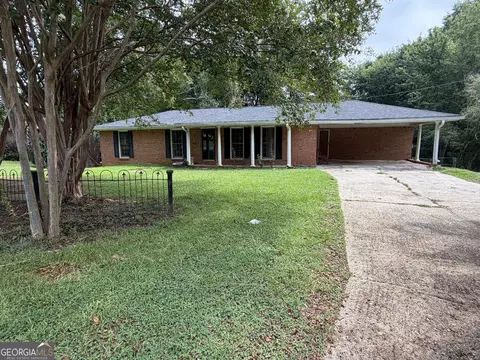 3941 Lauada Dr, Douglasville, GA 30135
