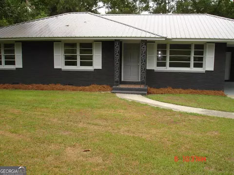 109 Circle Dr, Statesboro, GA 30461