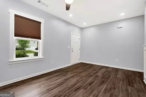 Living - 1183 Hudson Ct, Bethlehem, GA 30620 photo 5 of 6