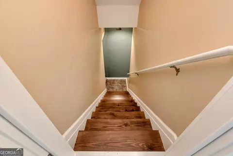 Entry Way - 1183 Hudson Ct, Bethlehem, GA 30620 photo 7 of 7