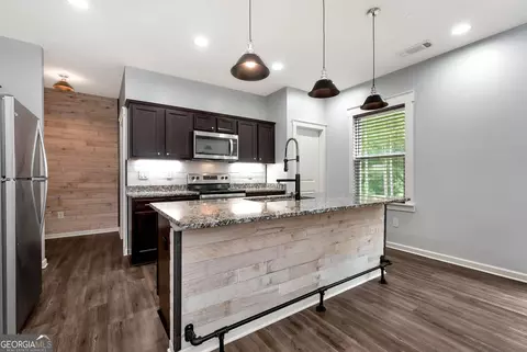 Kitchen - 1183 Hudson Ct, Bethlehem, GA 30620 photo 1 of 5