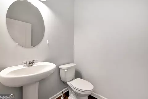 Bath - 1183 Hudson Ct, Bethlehem, GA 30620 photo 1 of 1