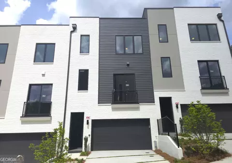 430 Cedar Dust Dr, Decatur, GA 30030