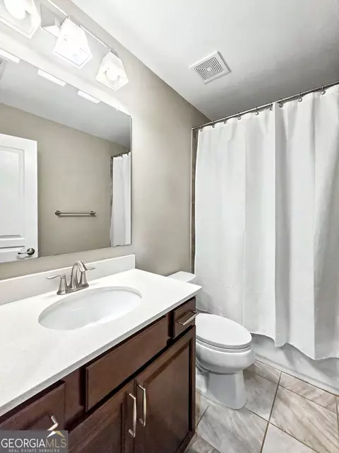 Bath - 405 Aristides Way, Canton, GA 30115 photo 4 of 4